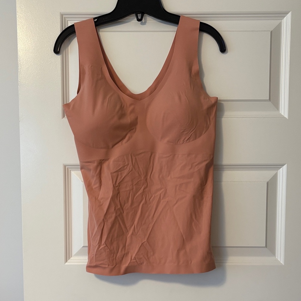Knix Women's Tank Top in Soft Peach